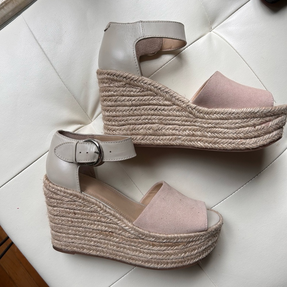 Platform Marc Fisher beige sandals, worn one time.